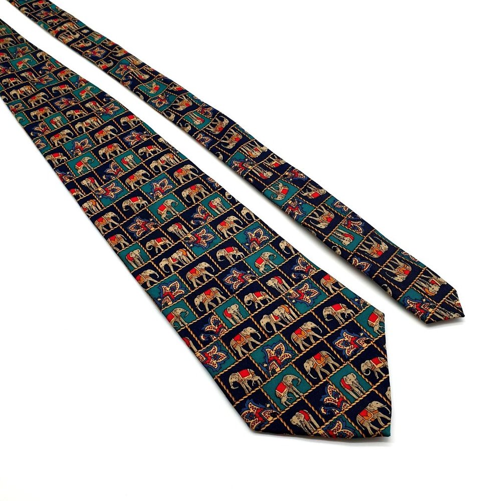Van Heusen 417 Mens Elephant Necktie Accessory Office Work Casual Dad Gift
